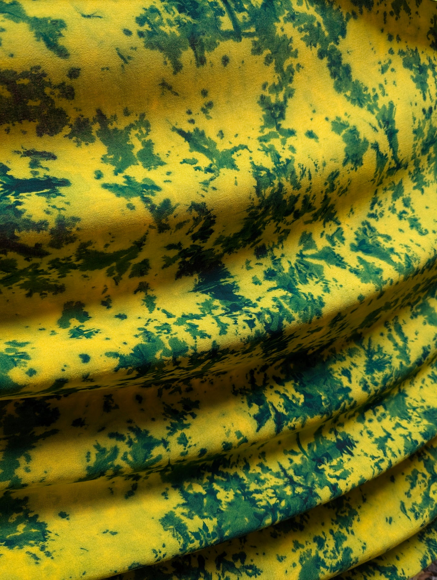 Rayon | Lily