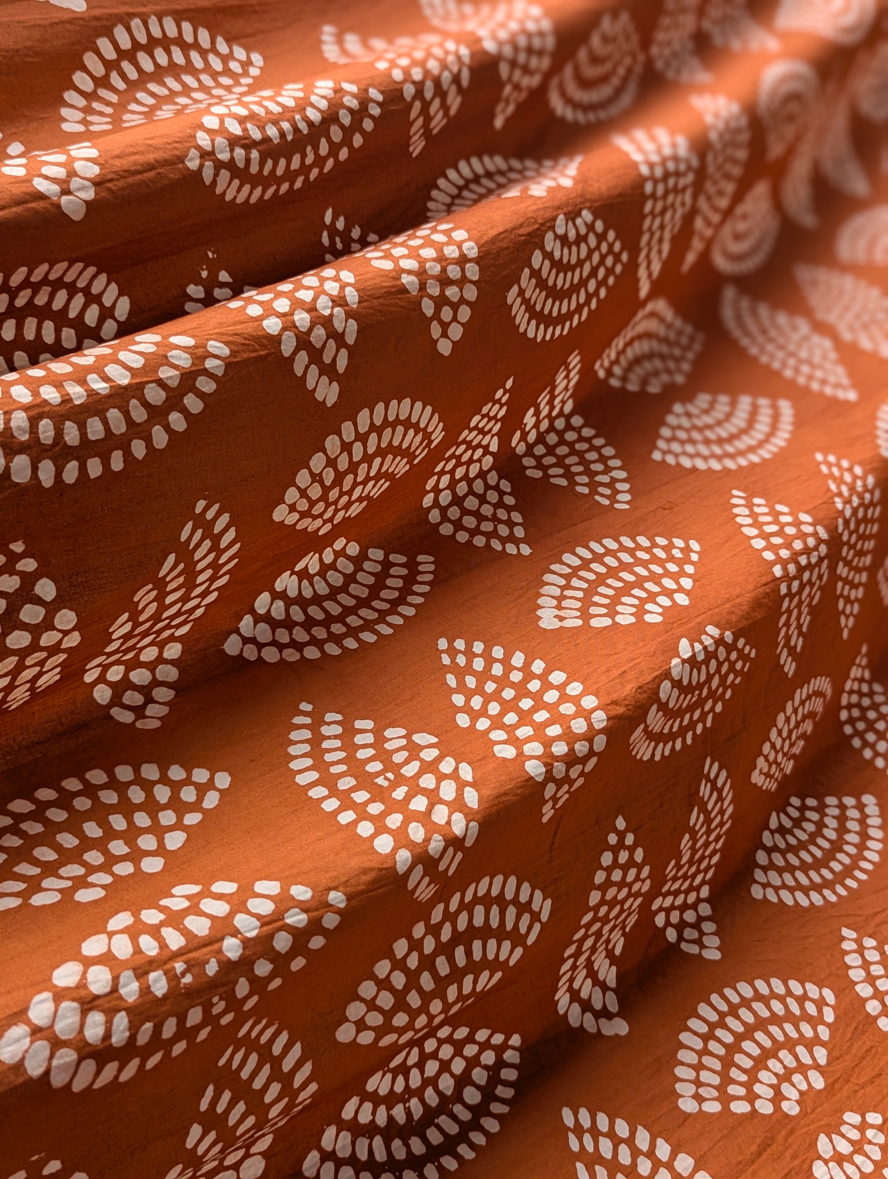 Batik | Tapoli in Orange