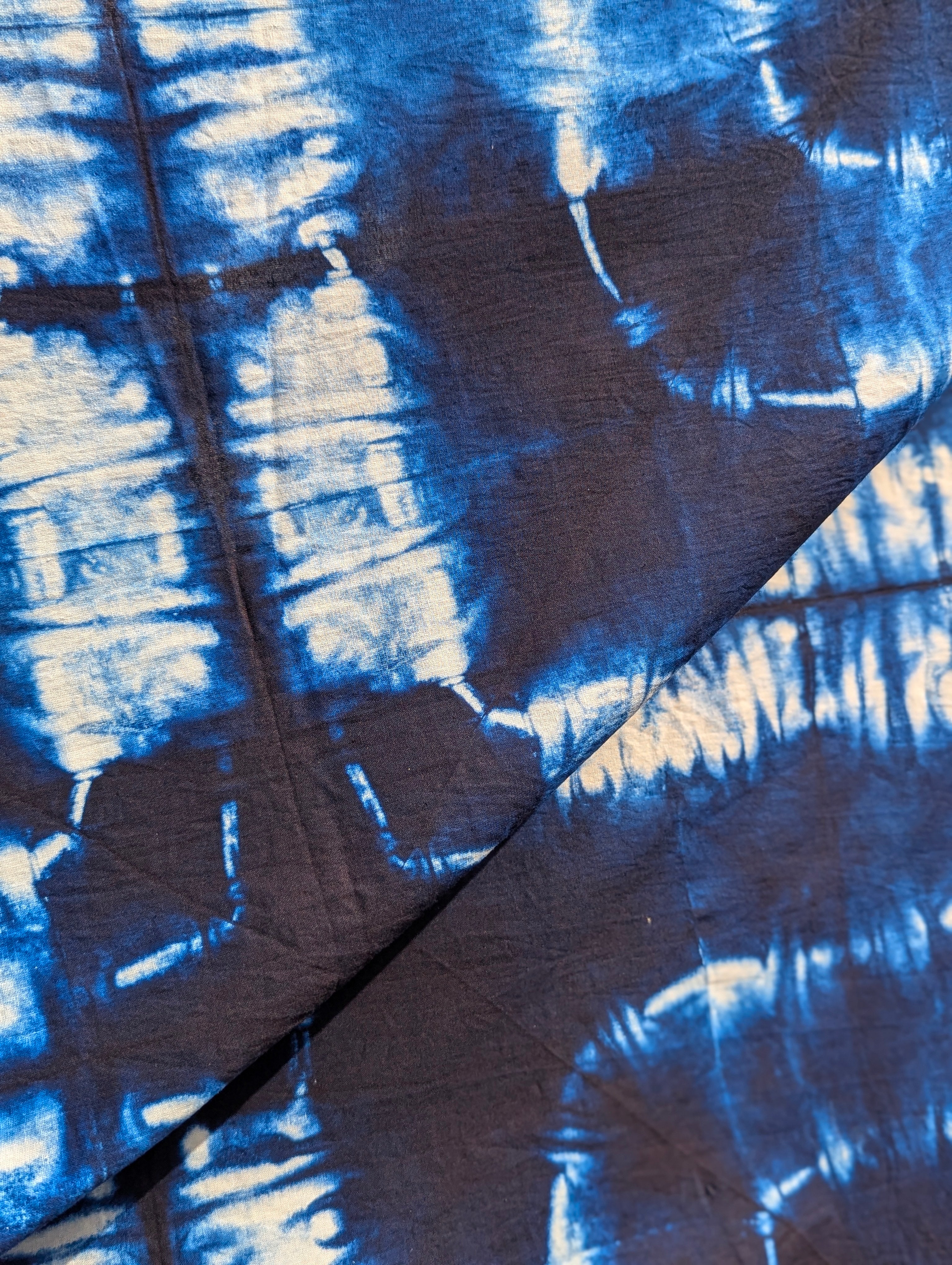 Tie-dye| Escape Room in Indigo