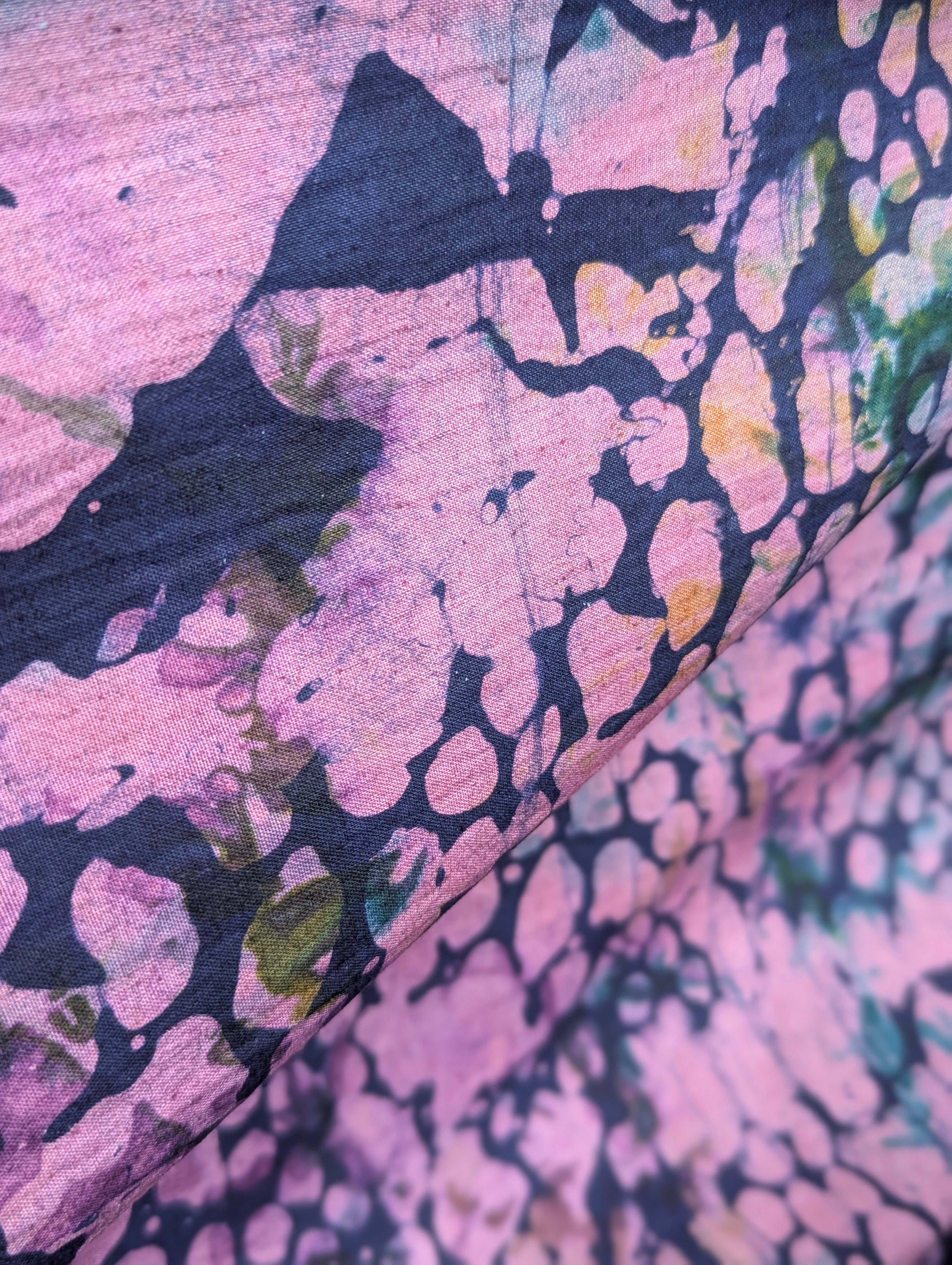 Batik | Plum Slapsh