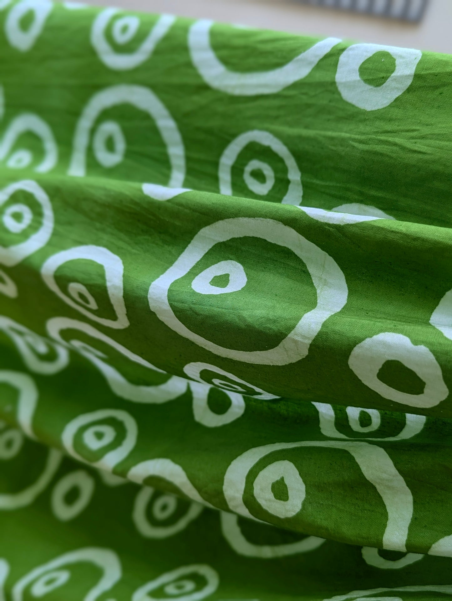 Batik | Bubbles in Lime