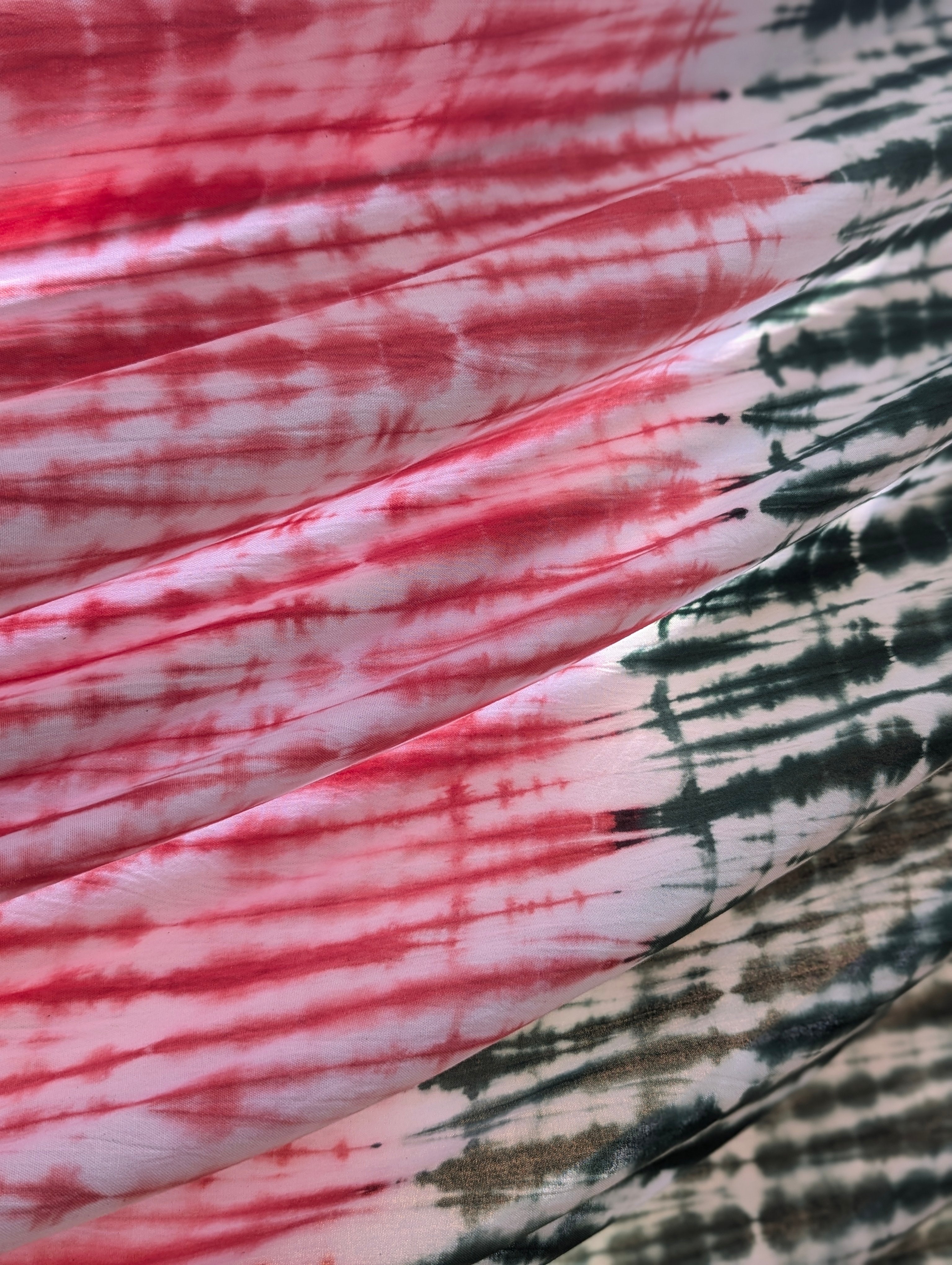 Rayon | Zebra Aba in Cranberry