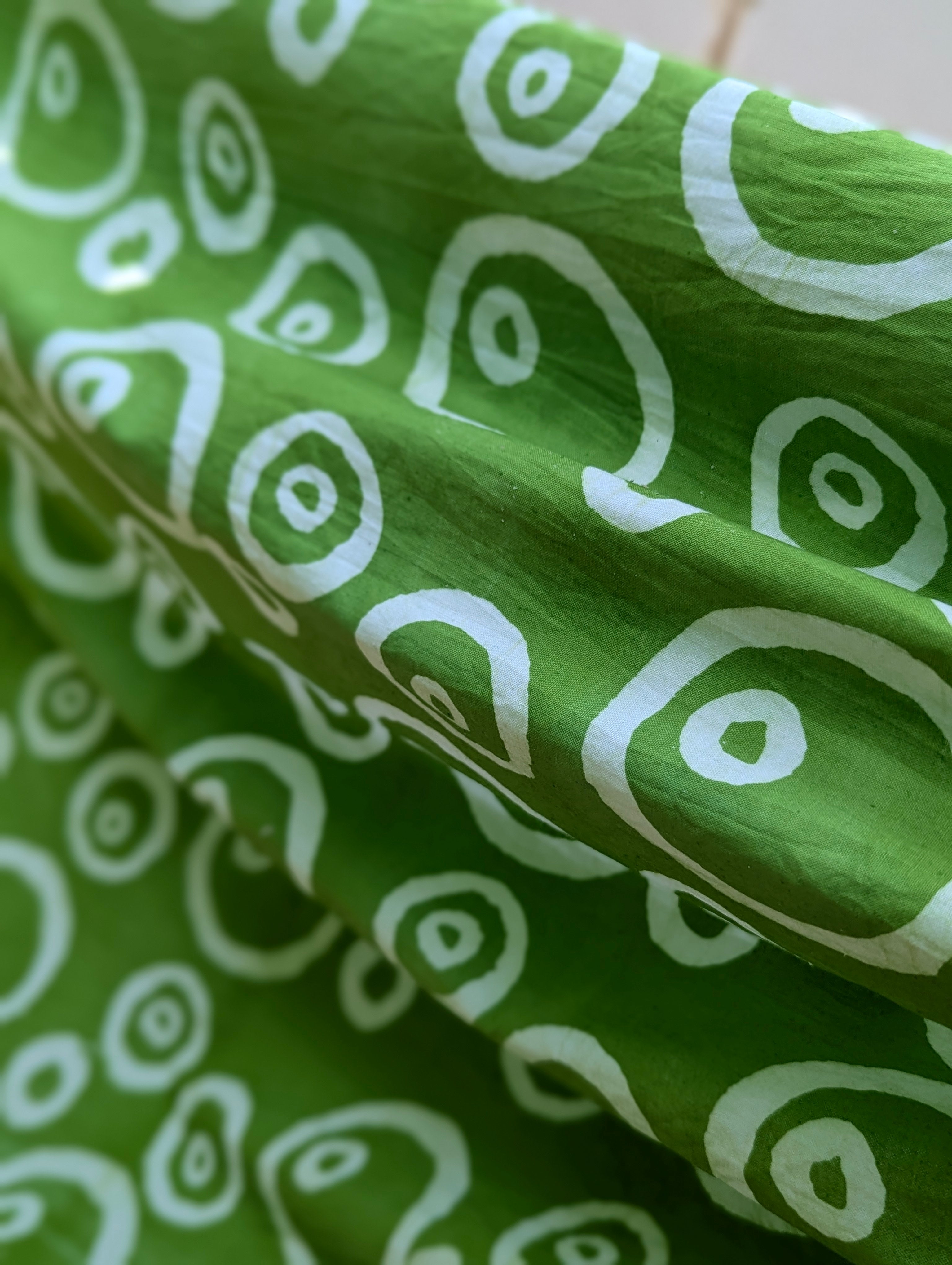 Batik | Bubbles in Lime