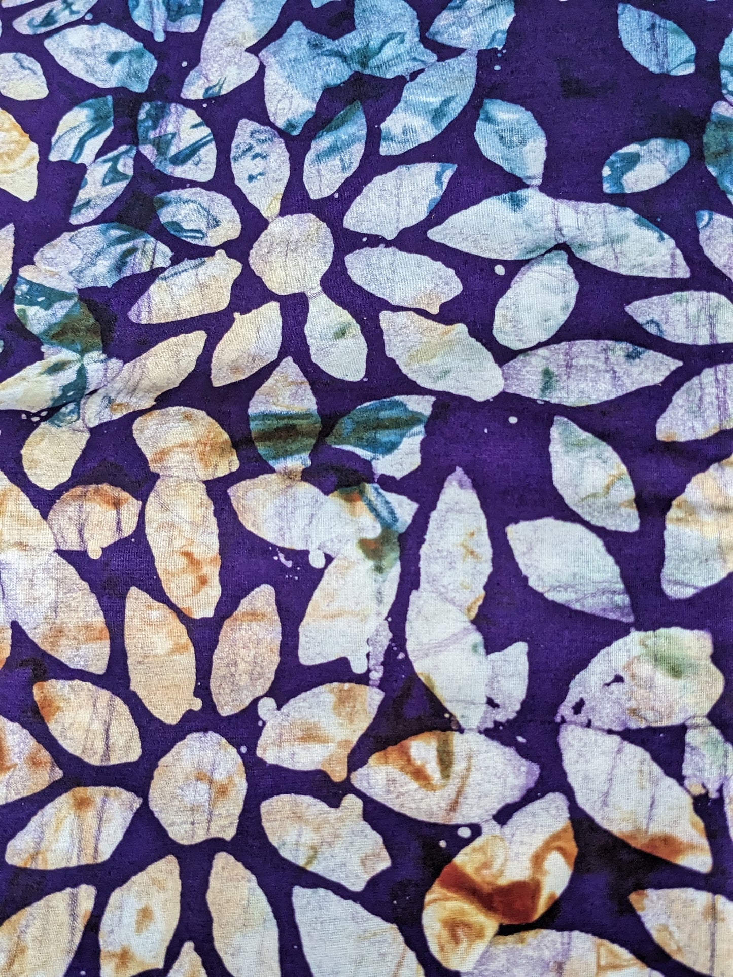 Batik | Blackcurrant Petals