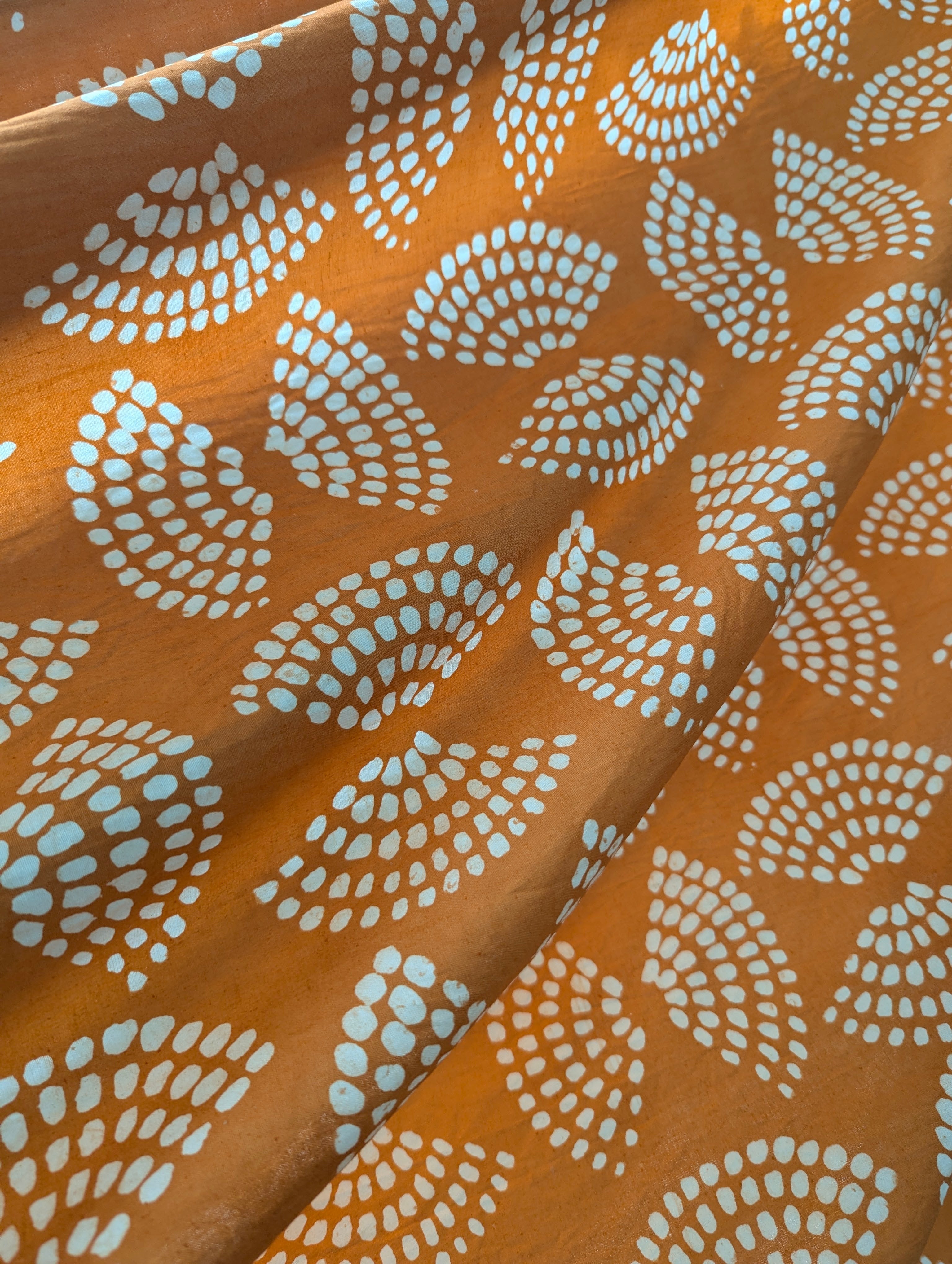 Batik |  Tapoli in Orange