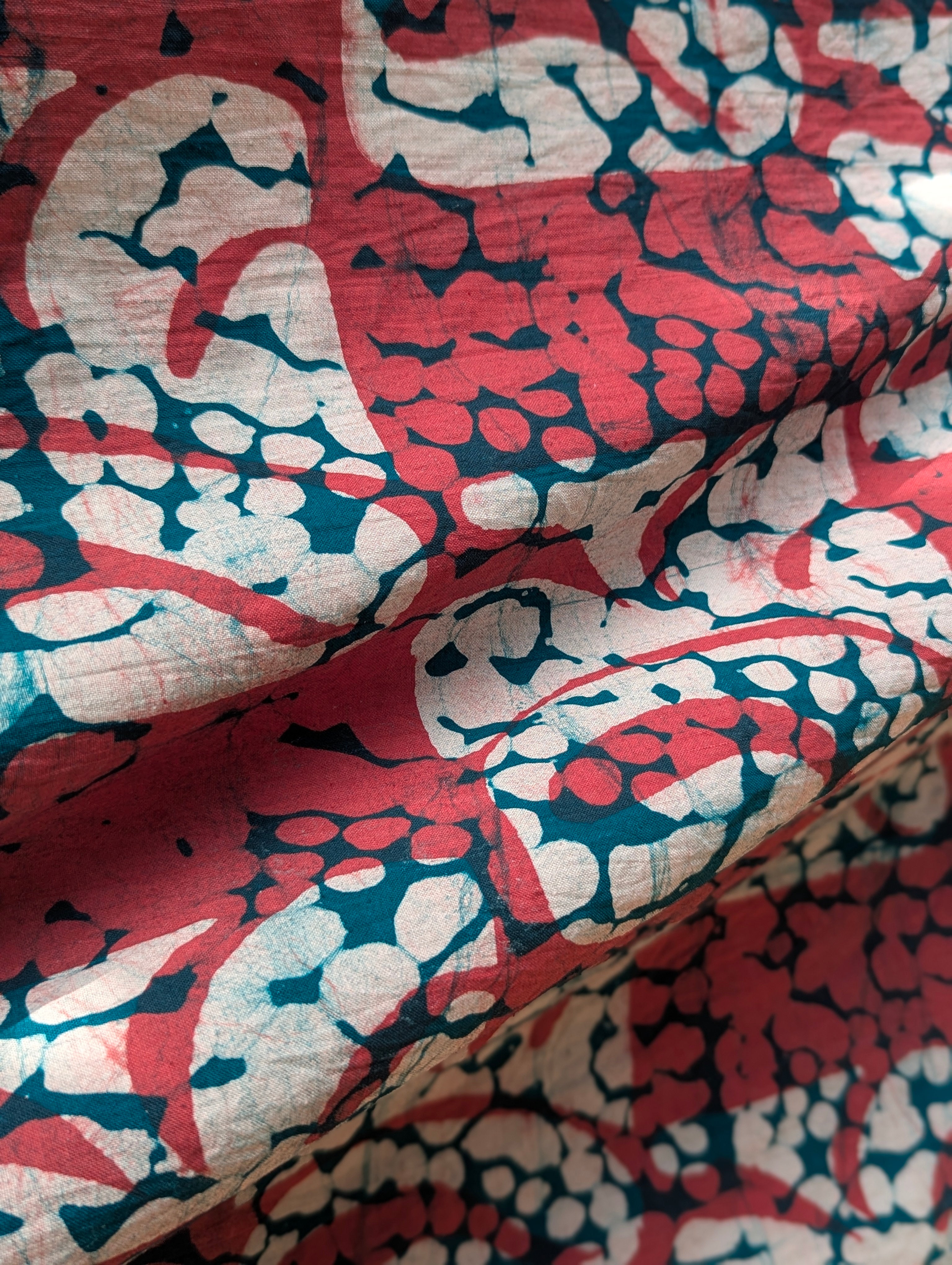 Batik |  Gravels in Wine Pearl