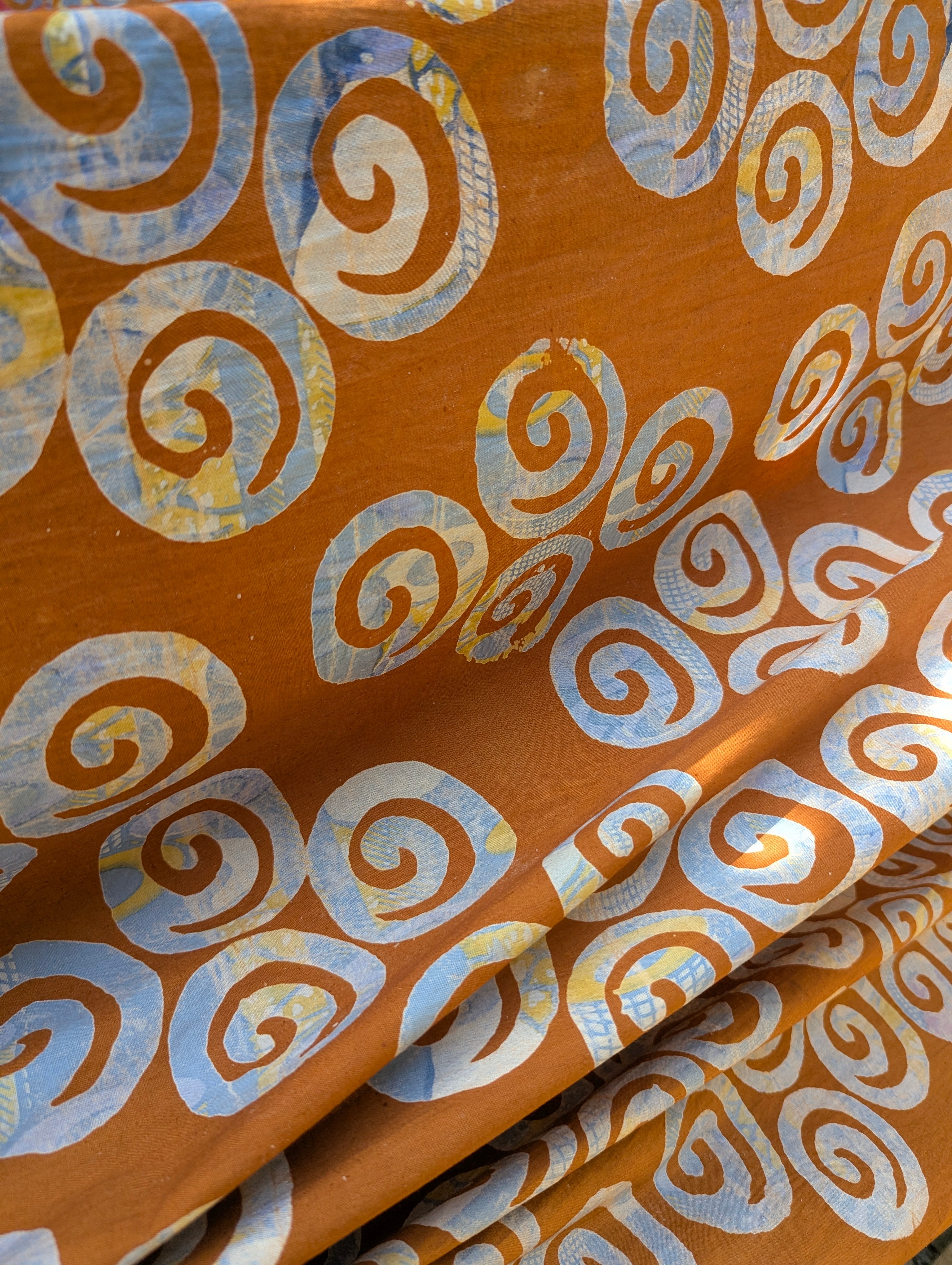 Batik | Coil in Bluey
