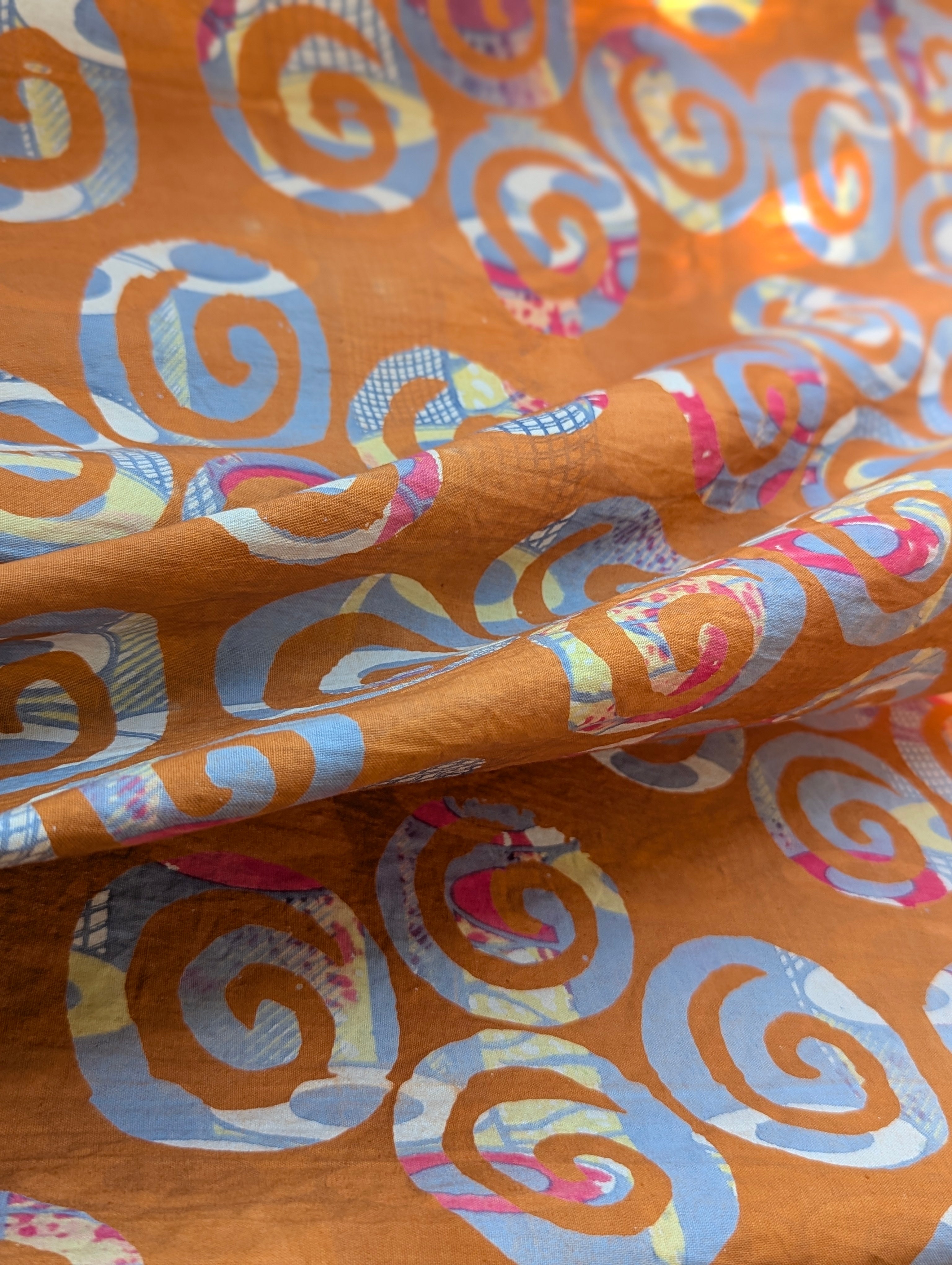 Batik | Coil in Pinky