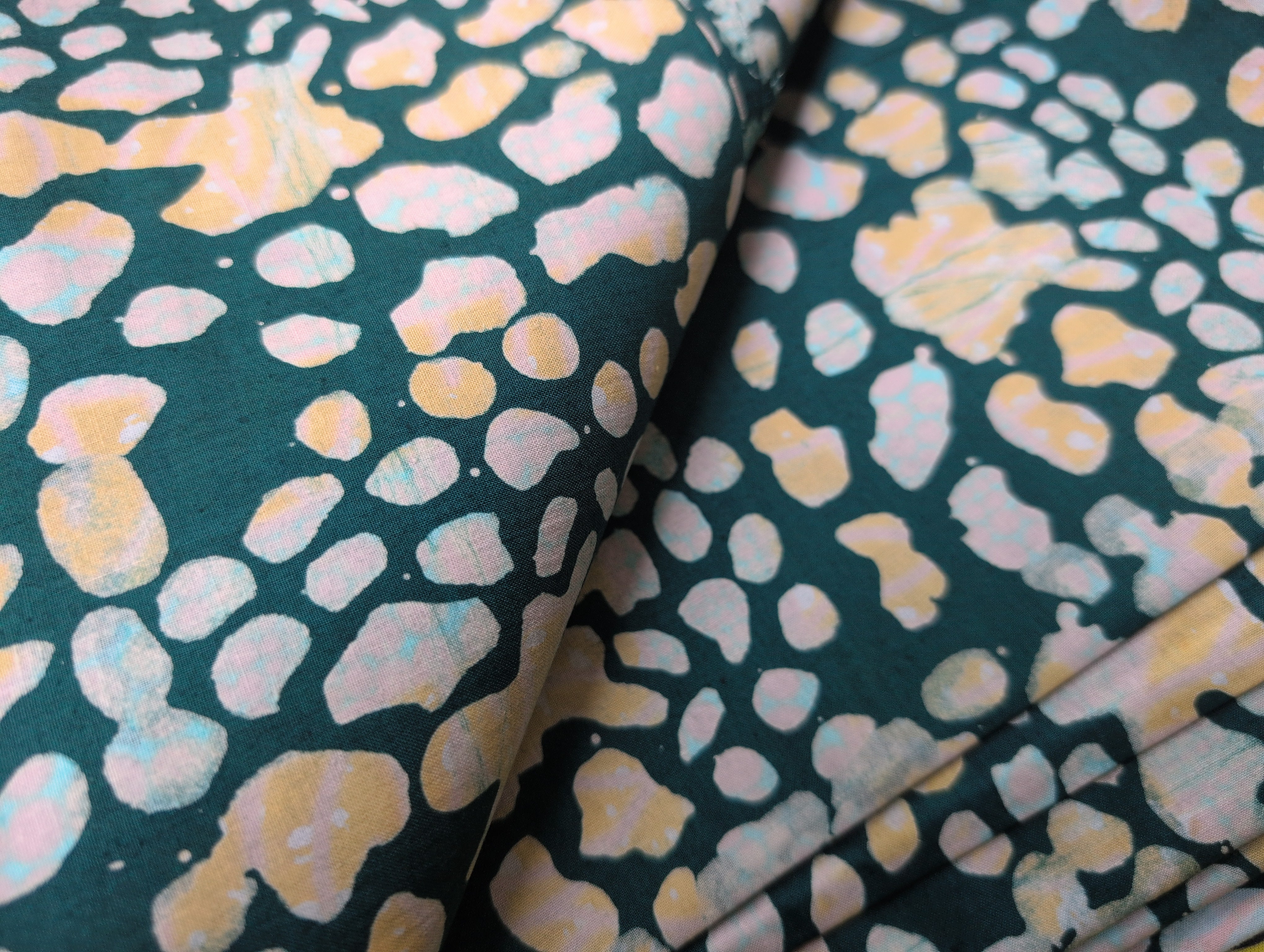 Batik| Gravels in Napoli